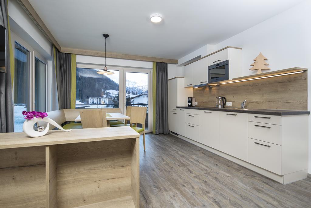 Alps Tux Apartment Exterior photo